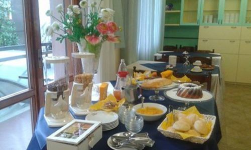 Hotel Gialpina Viserba Di Rimini Esterno foto