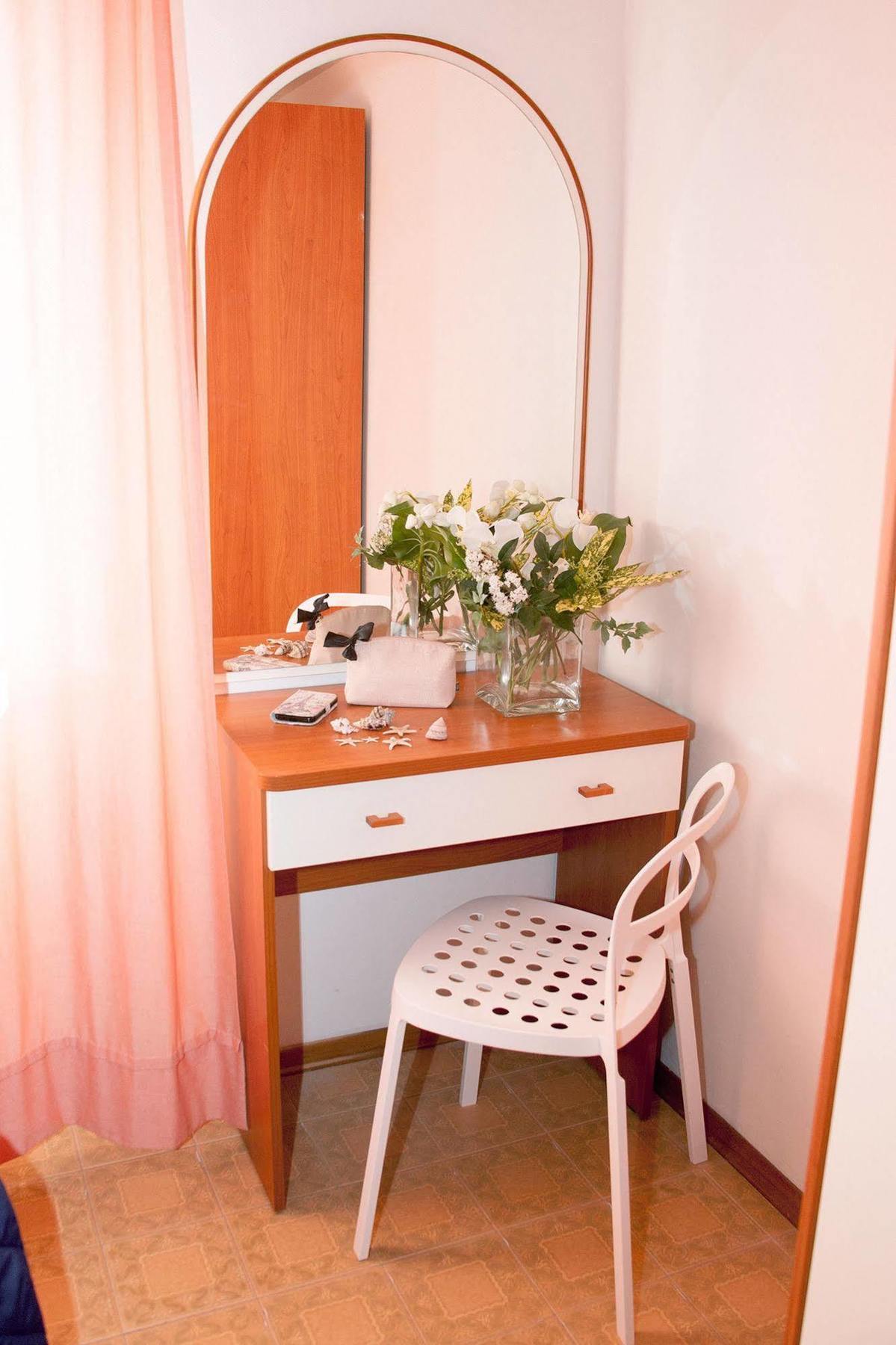 Hotel Gialpina Viserba Di Rimini Esterno foto